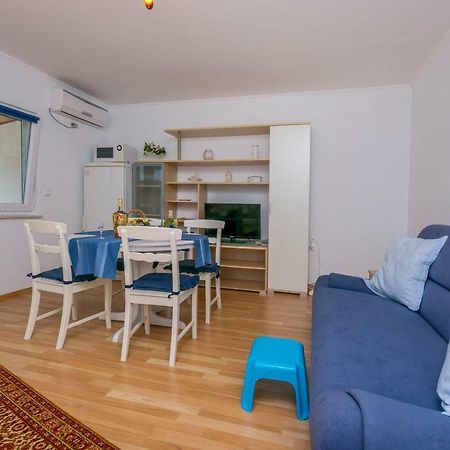 Apartment Pava Рогозница Экстерьер фото