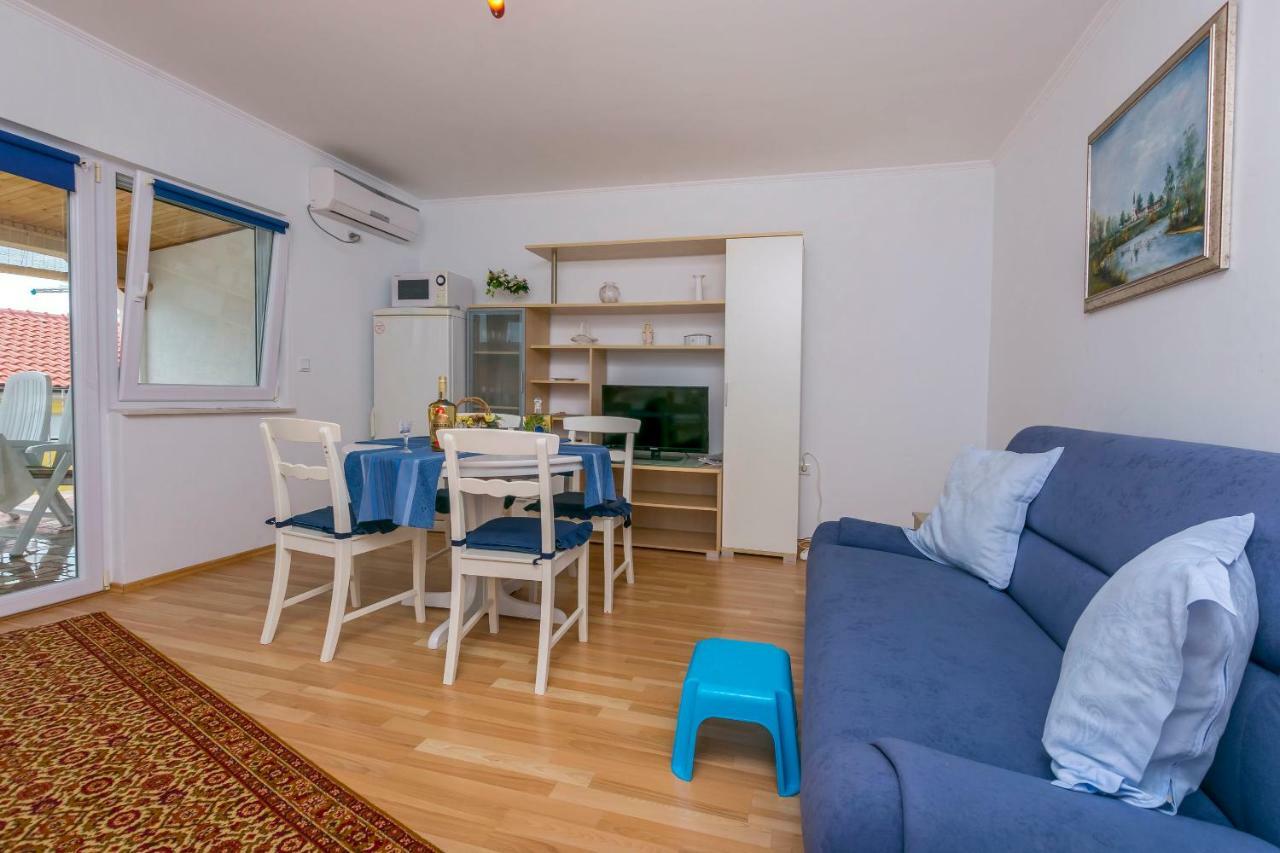 Apartment Pava Рогозница Экстерьер фото