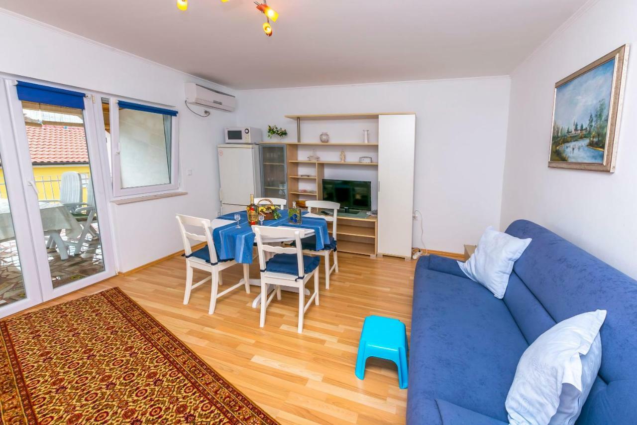 Apartment Pava Рогозница Экстерьер фото